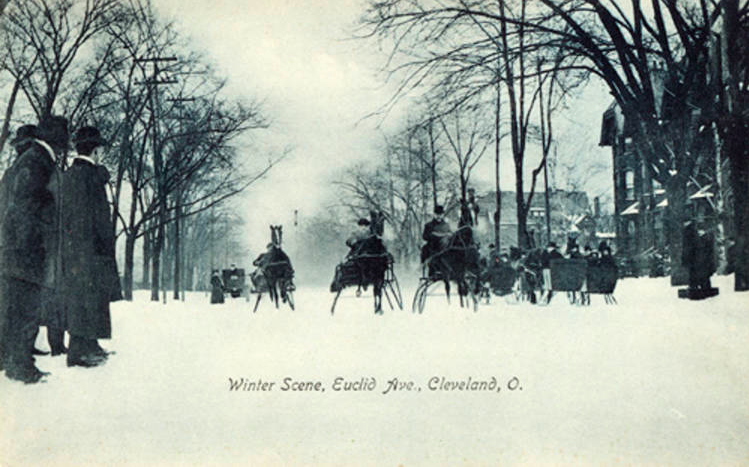 A famous tradition were the winter sleigh races--anybody who was anybody on the avenue had to participate in full livery.